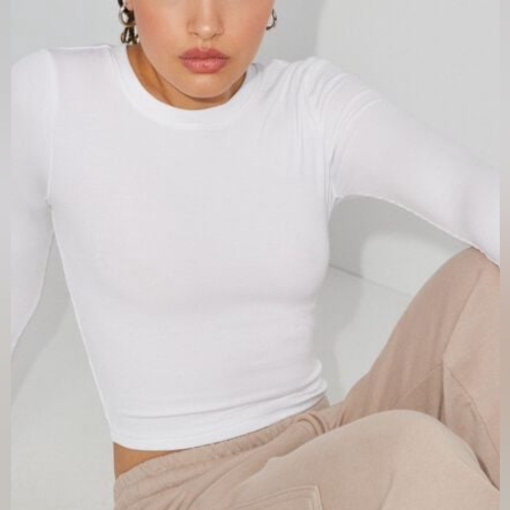 GARAGE Long Sleeve Top